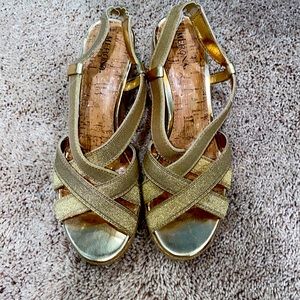 Sparkly gold wedges